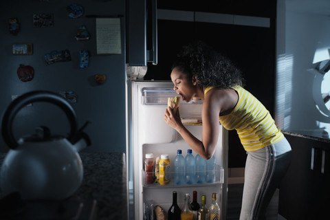 The Truth about Healthy Late Night Snacks