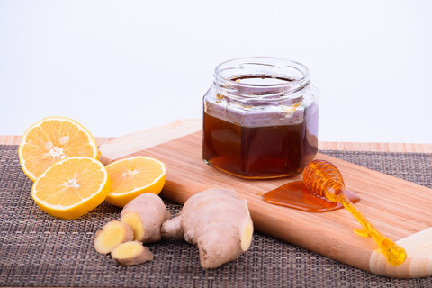 Natural Remedies to get Rid of a Sore Throat