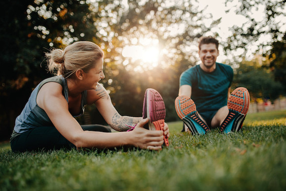 How to prevent lower back pain when running: do some stretches